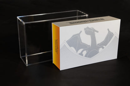 The Acrylic Box - Ultra Premium Collection Box (Charizard)